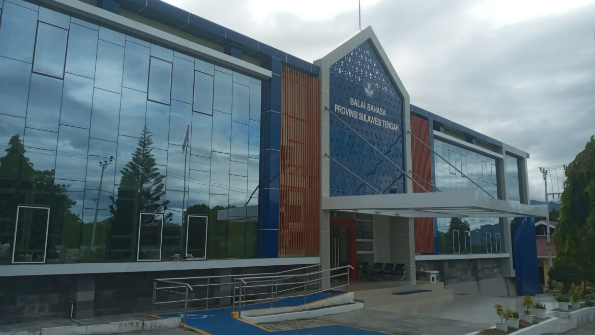 balai bahasa sulteng